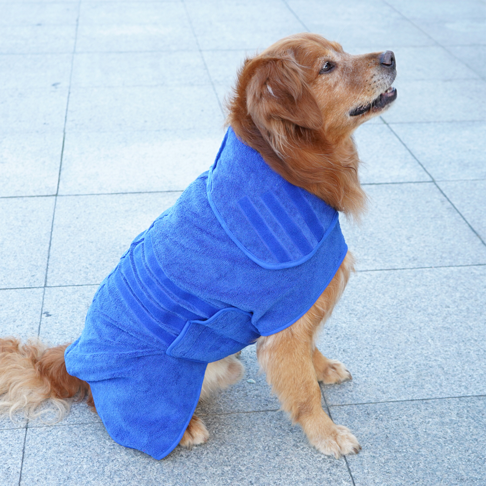 Dog Drying Coat Bathrobe Towel, Soft Absorbent Quick-Dry Pet Apparel Suitable for All Breeds & Sizes